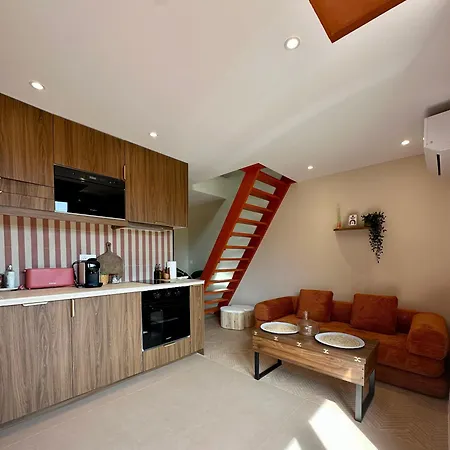 La Brisa Duplex Chaleureux Apartment